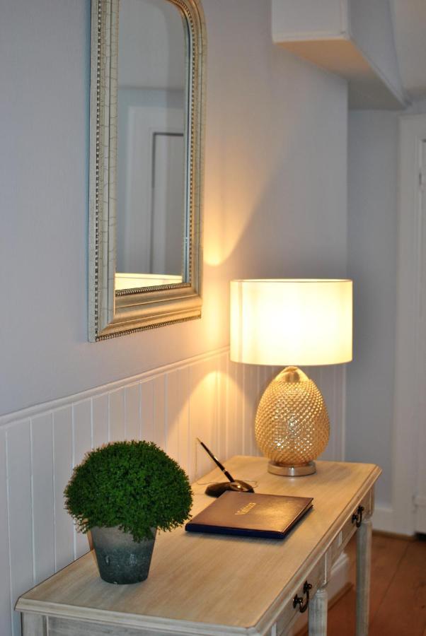 Market Apartment- Harbourfront Studio พิทเทนวีม ภายนอก รูปภาพ