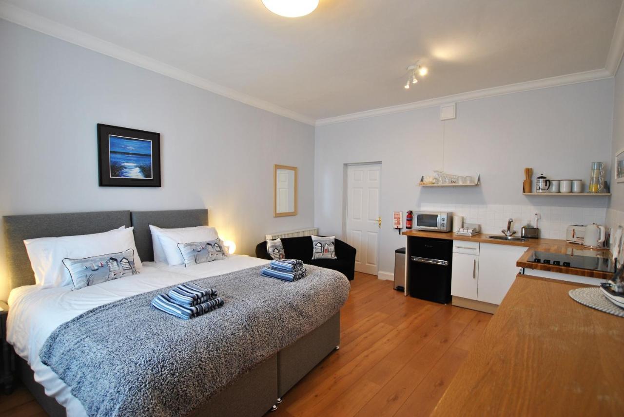Market Apartment- Harbourfront Studio พิทเทนวีม ภายนอก รูปภาพ